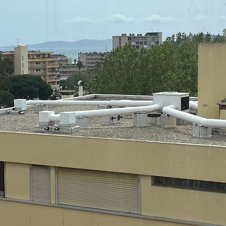 Joli Apartemo O Centro Le Lavandou Εξωτερικό φωτογραφία