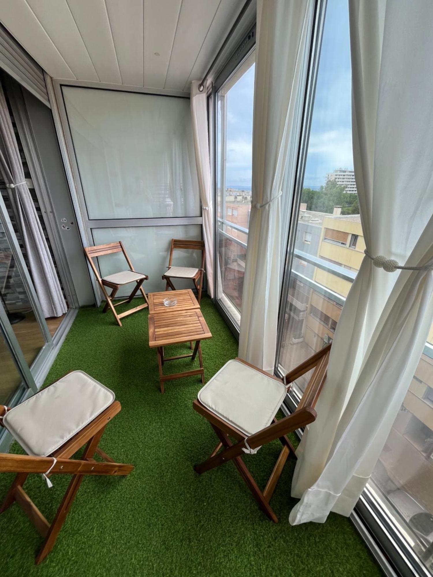 Joli Apartemo O Centro Le Lavandou Εξωτερικό φωτογραφία